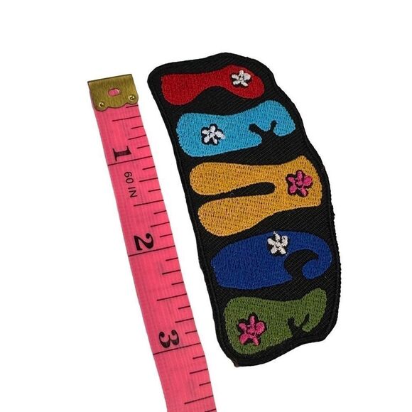 Peace Hippie Flower Rainbow Text Embroidered Patch - Picture 2 of 4